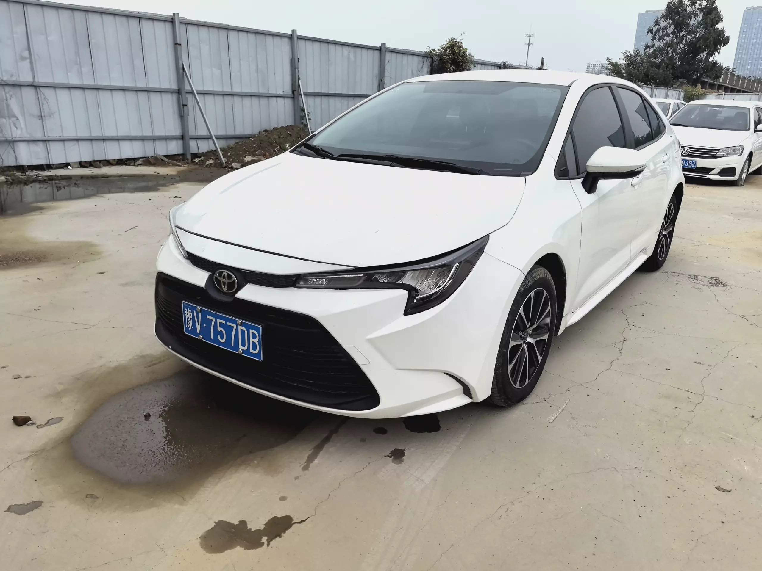 丰田 雷凌 2022款 改款 TNGA 1.5L CVT进取版