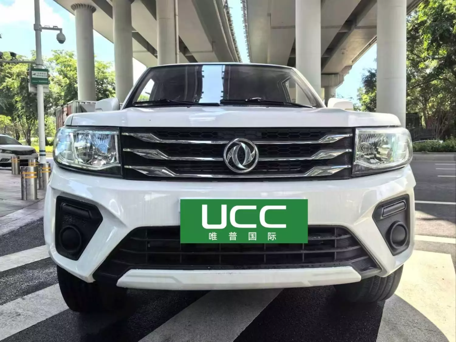 Dongfeng Ruiqi 2021 2.4T diesel four-wheel drive Xiaokang Edition long cargo box YCY24165-sixty-one