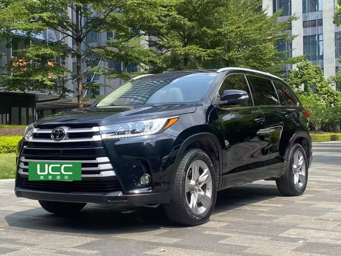 Toyota Highlander 2018 2.0T 2WD Luxury Edition 7-seater National V