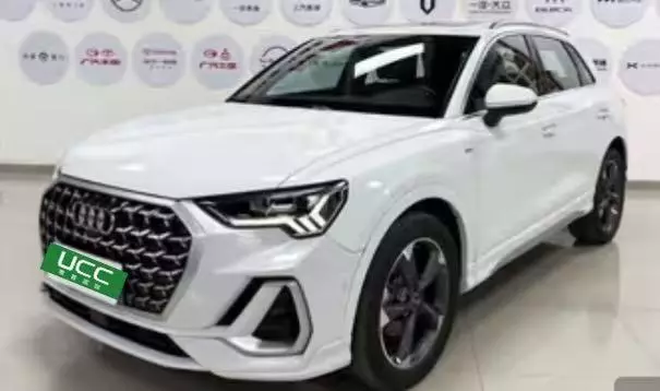 Audi Q3 2024 35 TFSI Fashion and Dynamic Model