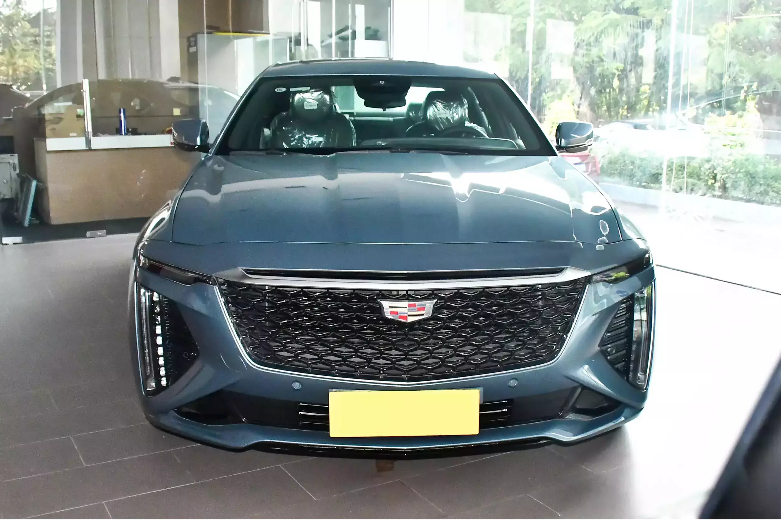 Cadillac CT6 2023 28T Fashion Model